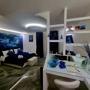 https://la-luna-a-toledo.hotels-amalfi.com